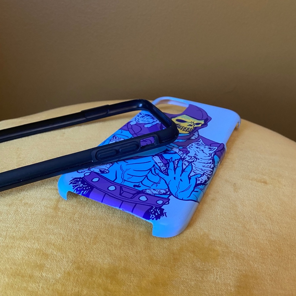 “Masters of the Meowniverse” iPhone 11 Phone Case - Picture 4 of 6